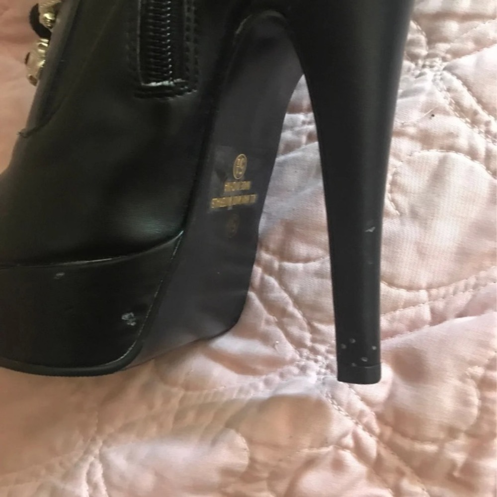 faux leather stiletto boots - Picture 3 of 4